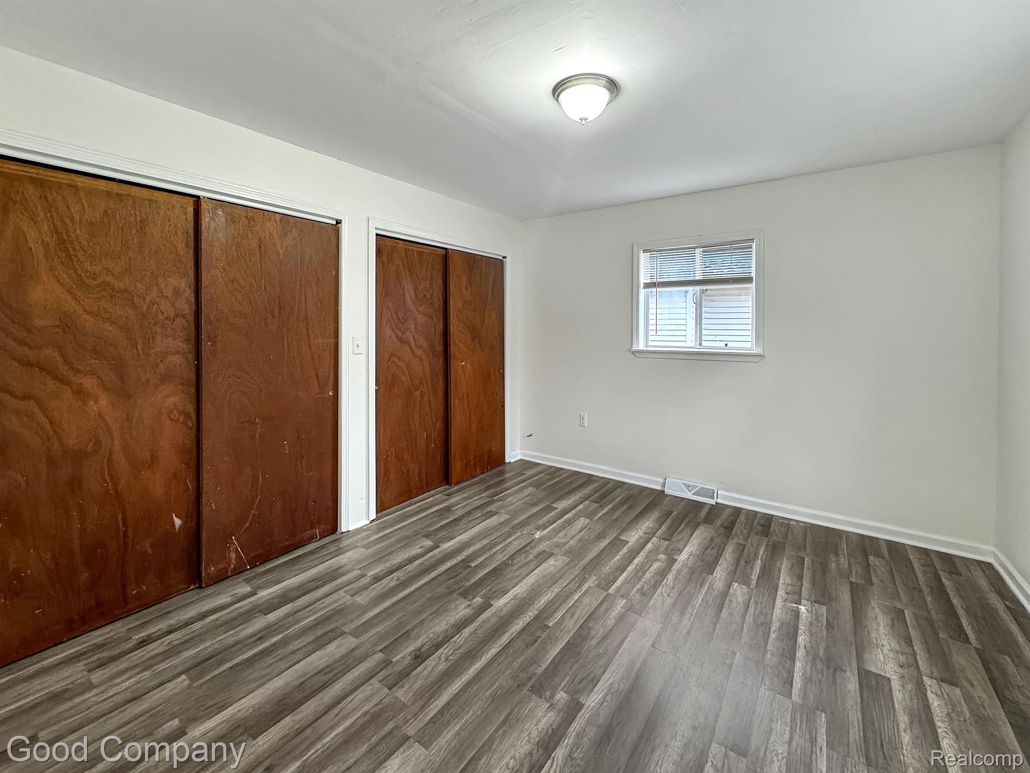 81 S TASMANIA Street