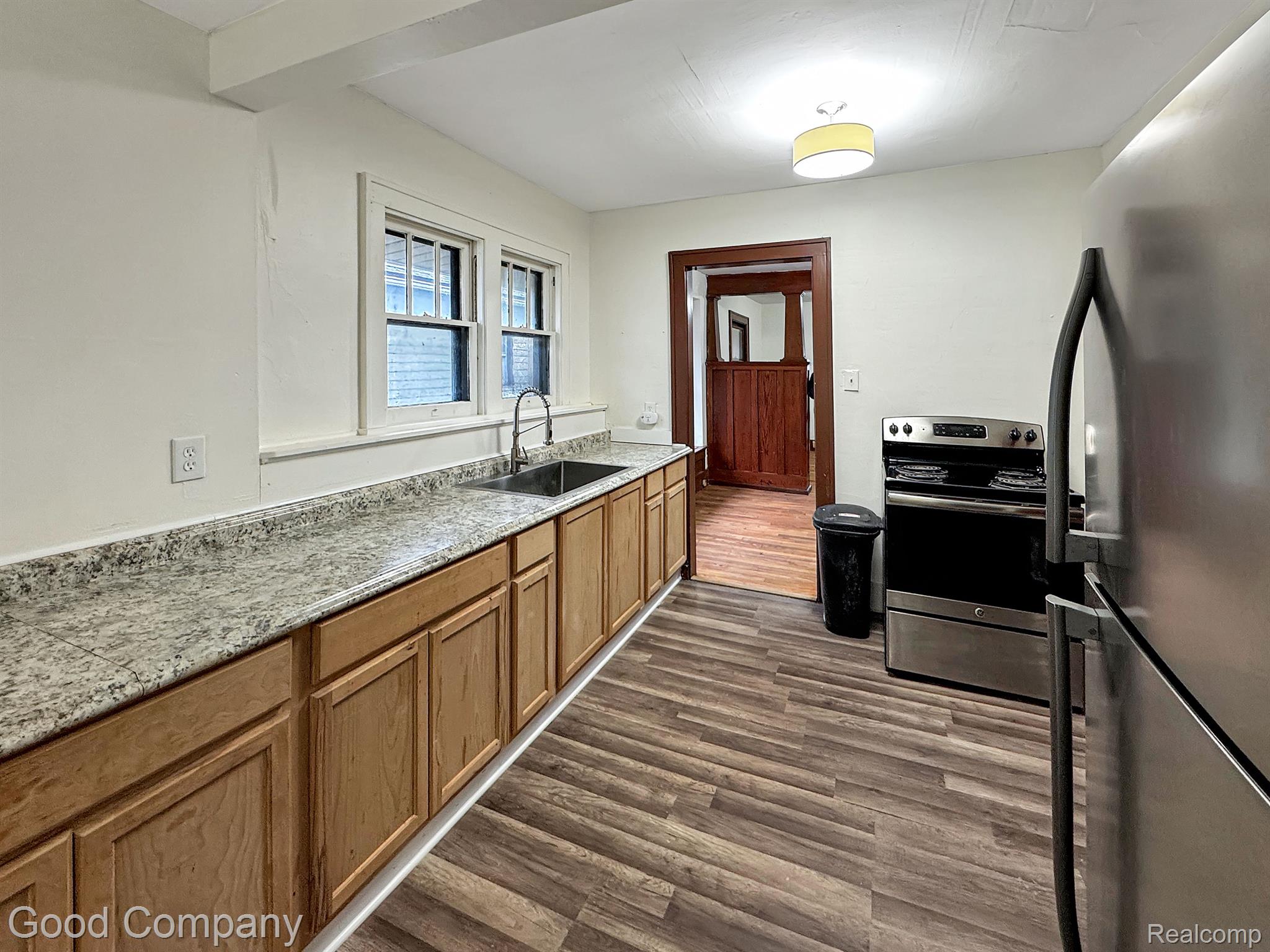 81 S TASMANIA Street