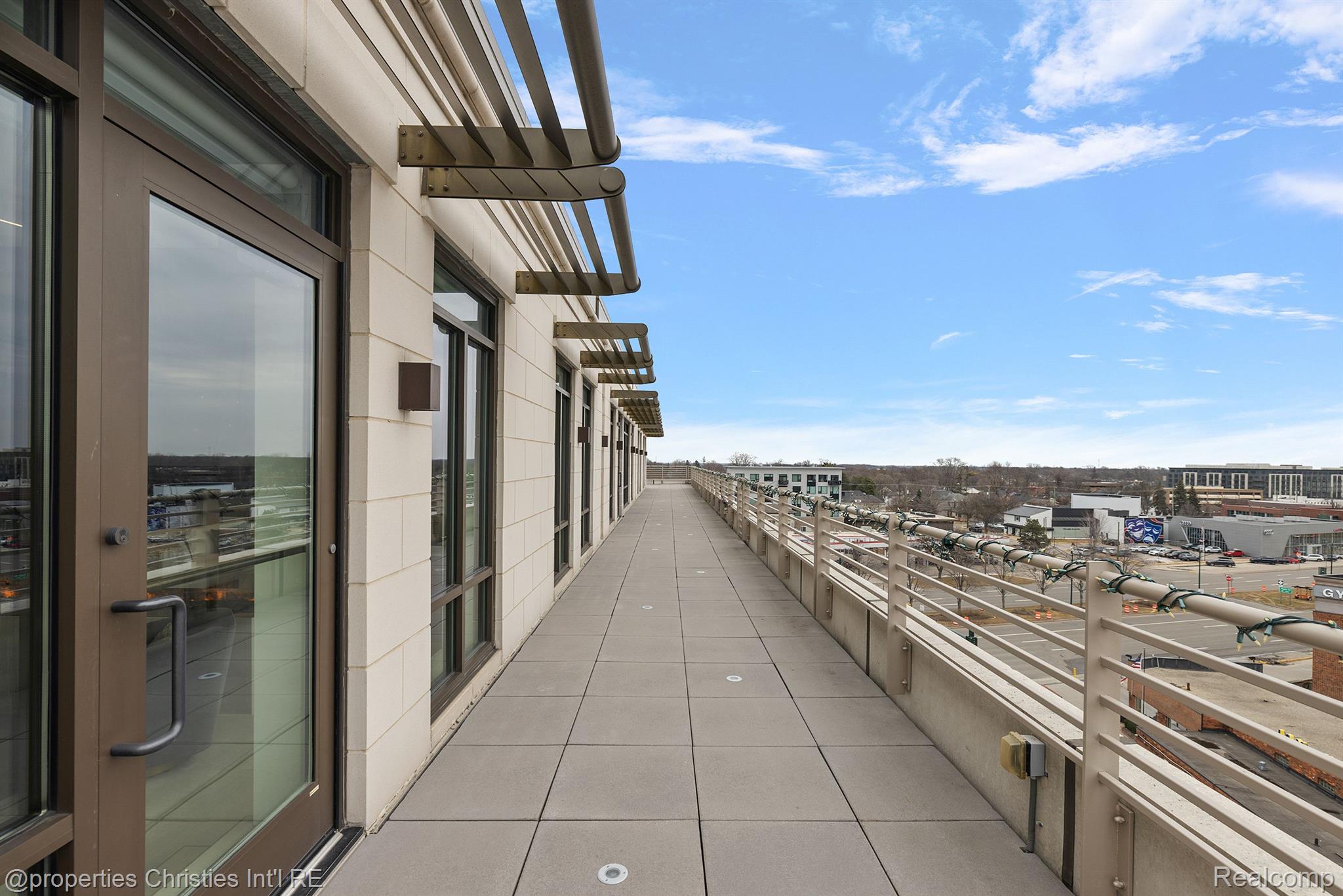 34901 WOODWARD Avenue 500