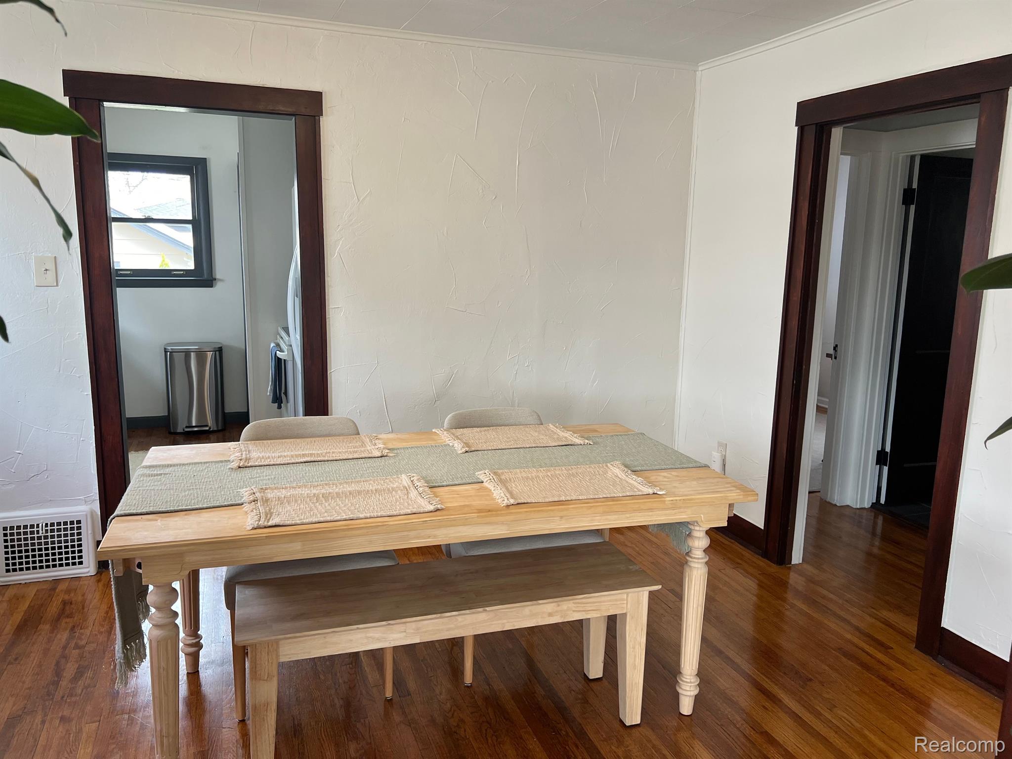 1259 HUMPHREY Avenue