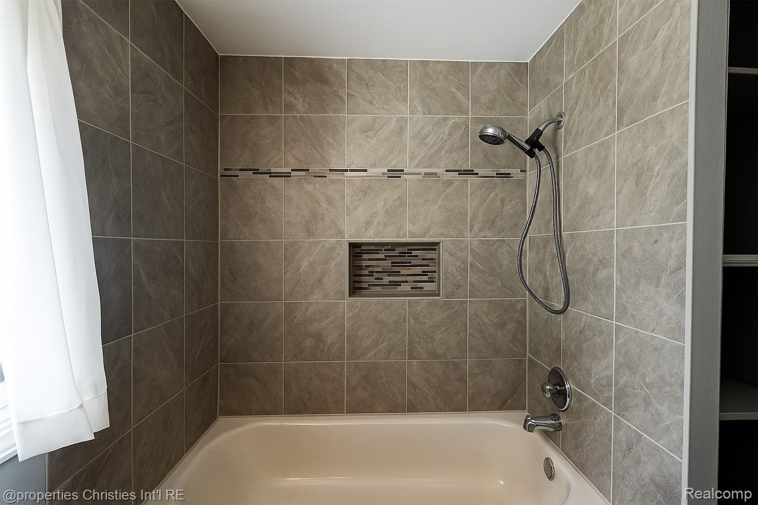 1259 Humphrey Avenue