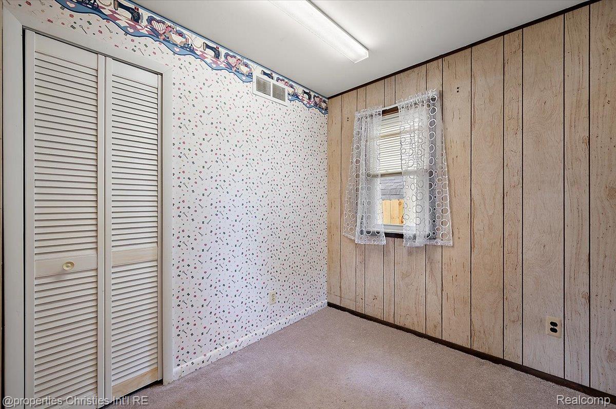 4681 Cass Elizabeth Road