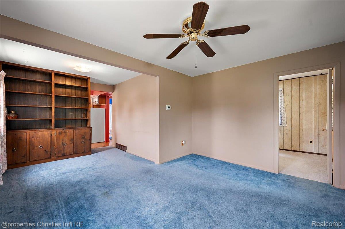 4681 Cass Elizabeth Road