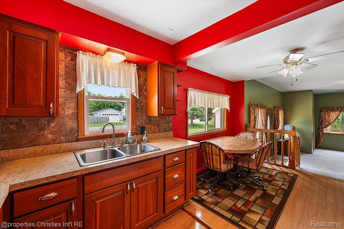 4681 Cass Elizabeth Road