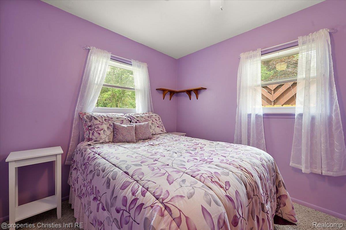 4681 Cass Elizabeth Road