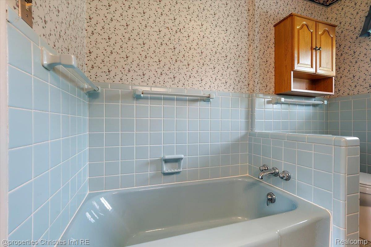 24467 Westmoreland Drive