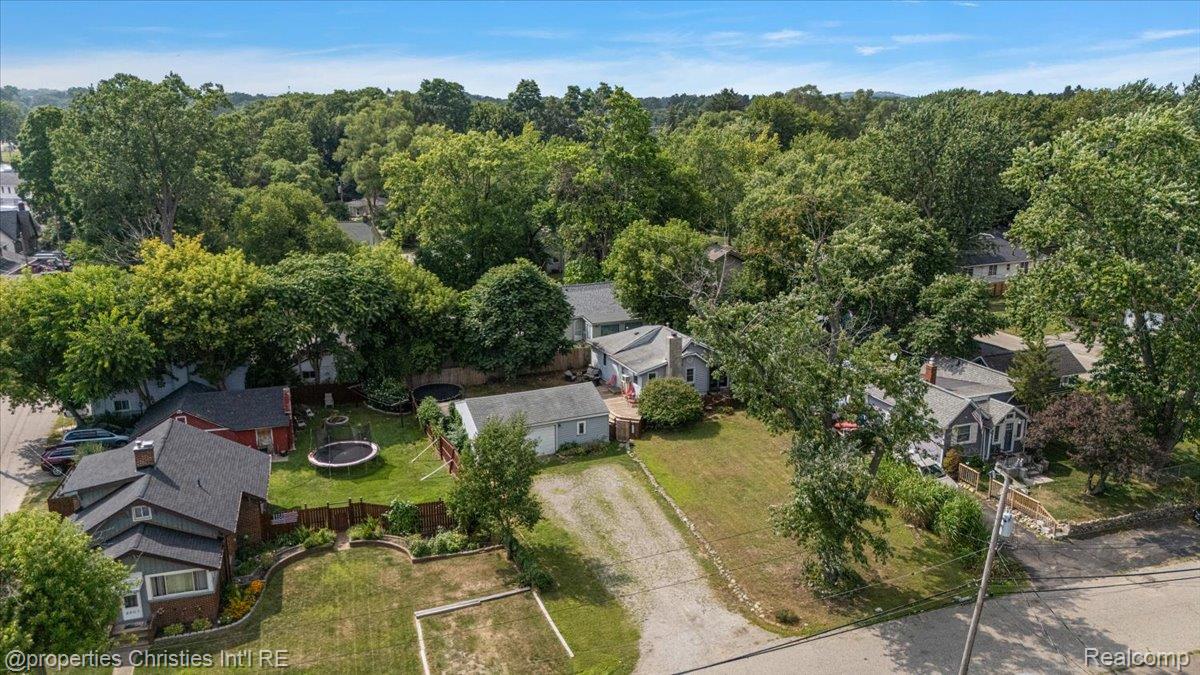 2925 Seebaldt Avenue