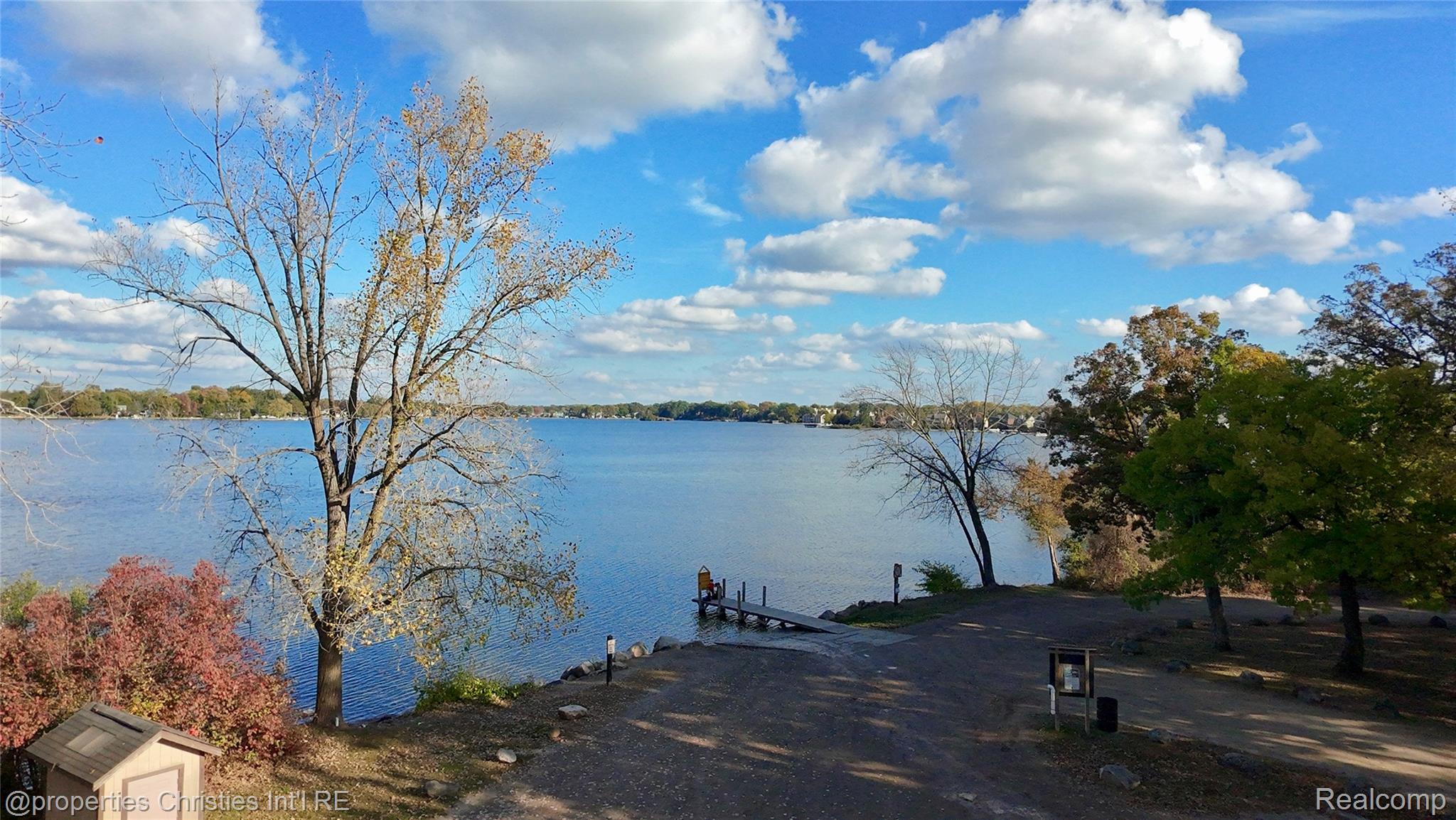 2925 Seebaldt Avenue