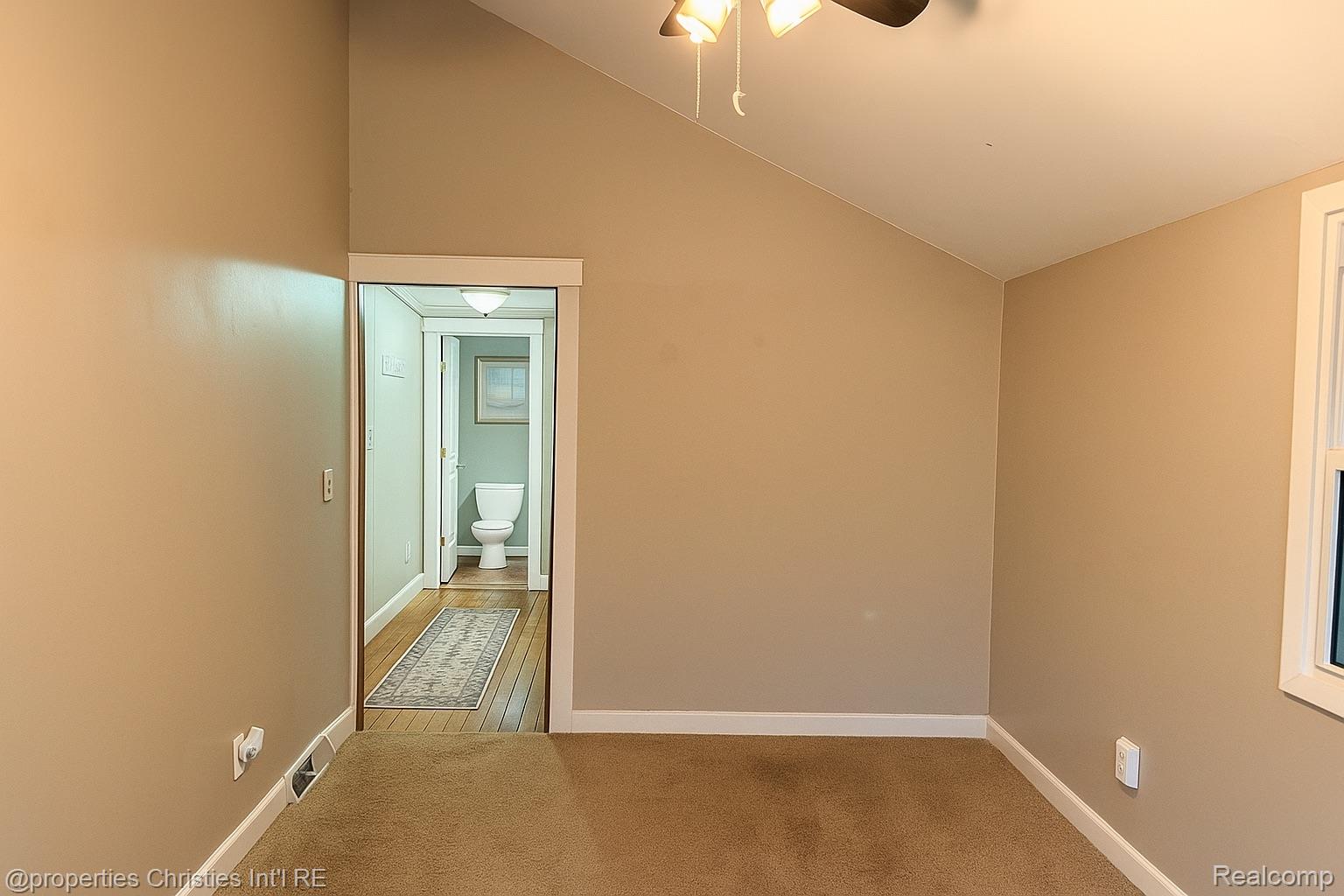 2925 Seebaldt Avenue