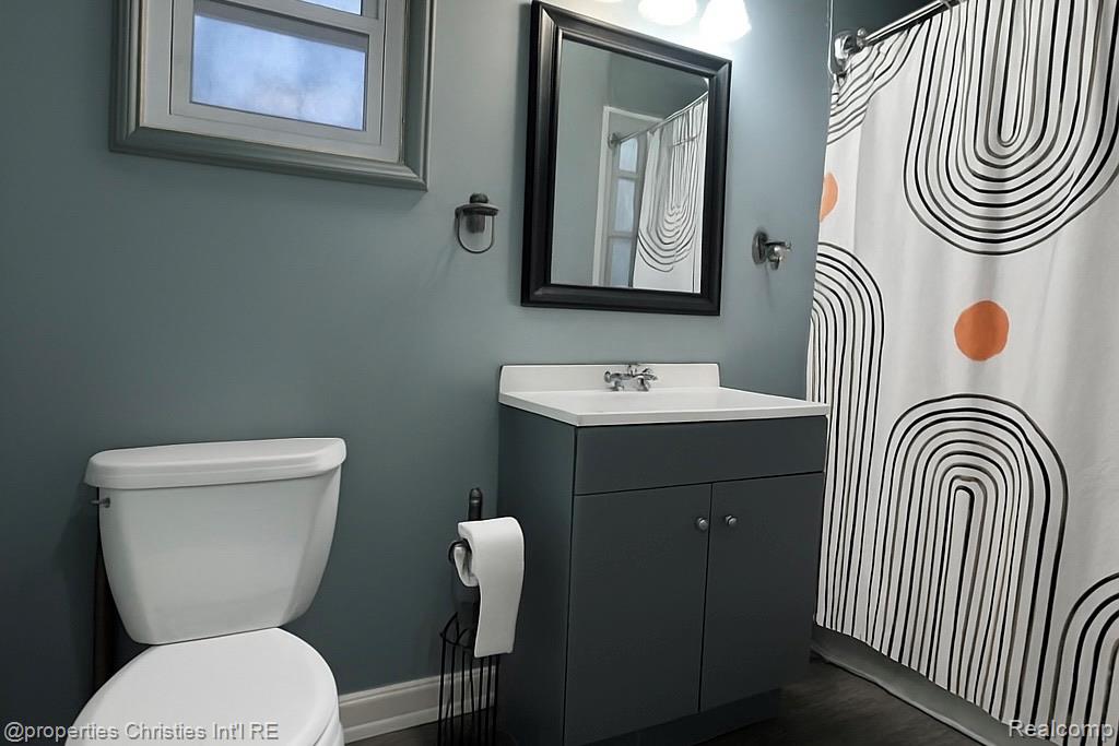 2925 Seebaldt Avenue