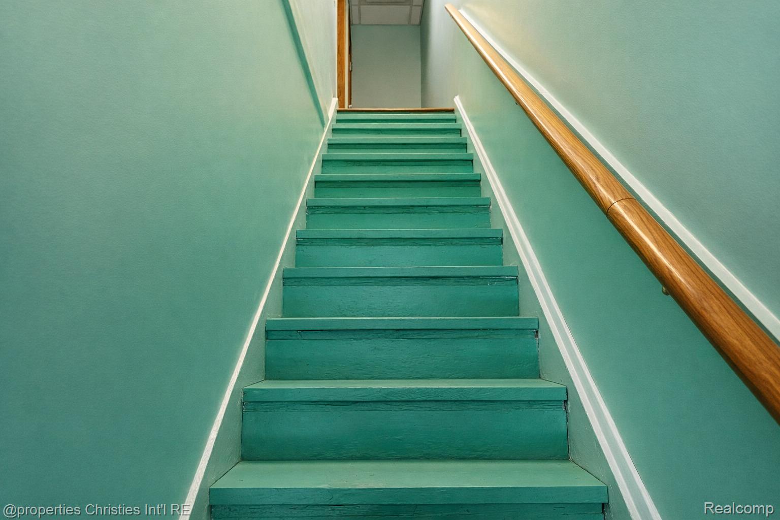 35 N Saginaw Street 2