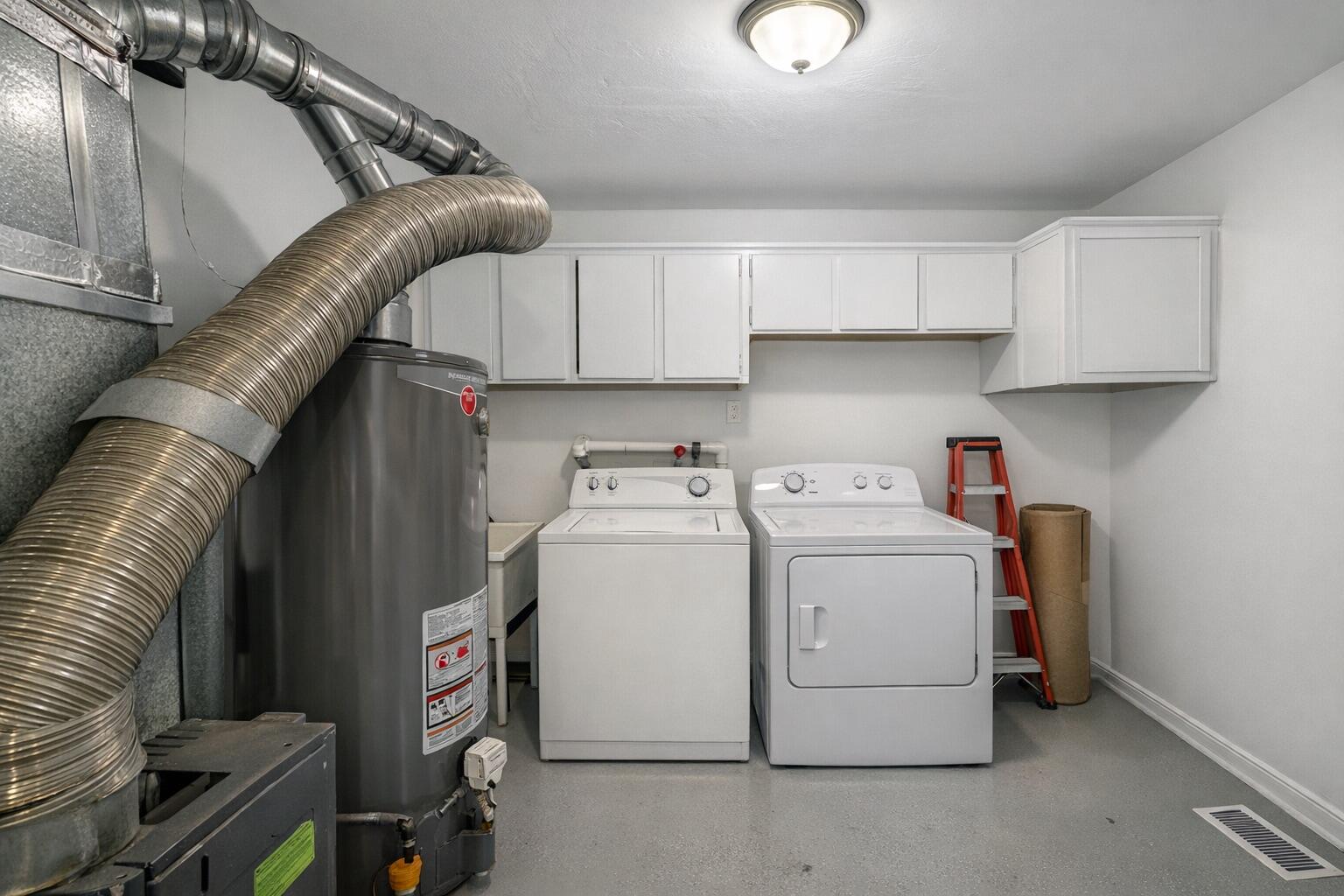 146 W Beverly Avenue