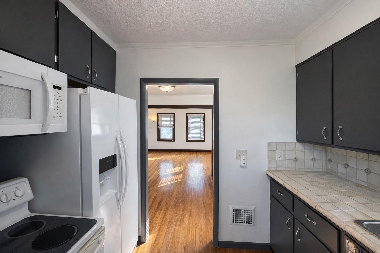 1259 Humphrey Avenue