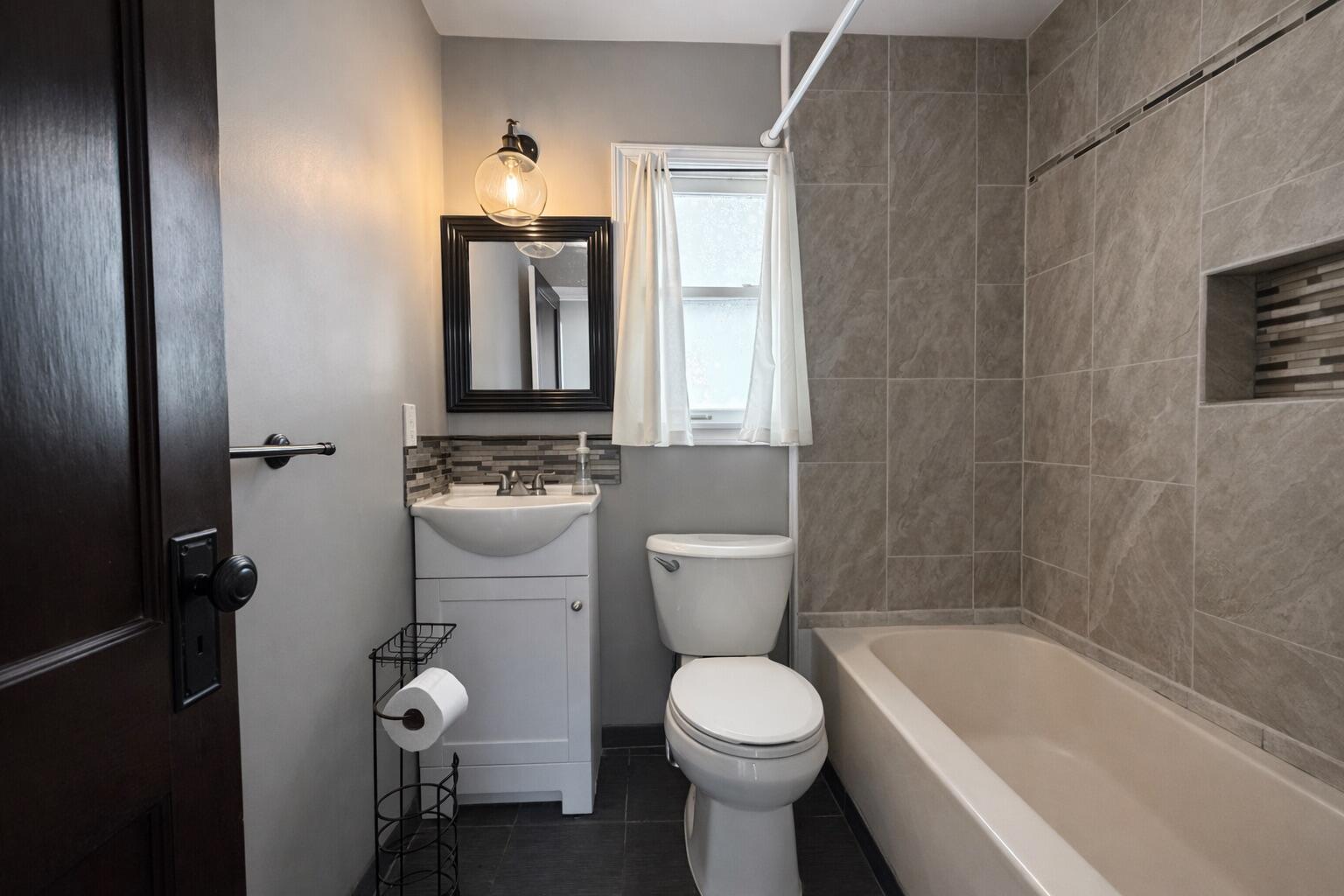 1259 Humphrey Avenue