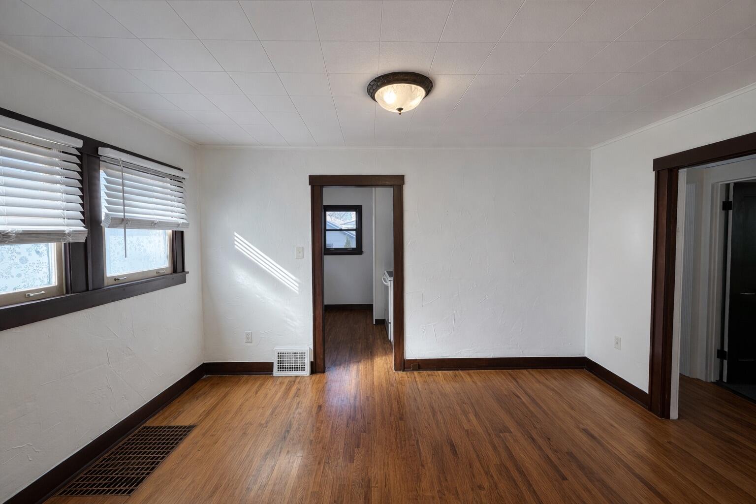 1259 Humphrey Avenue