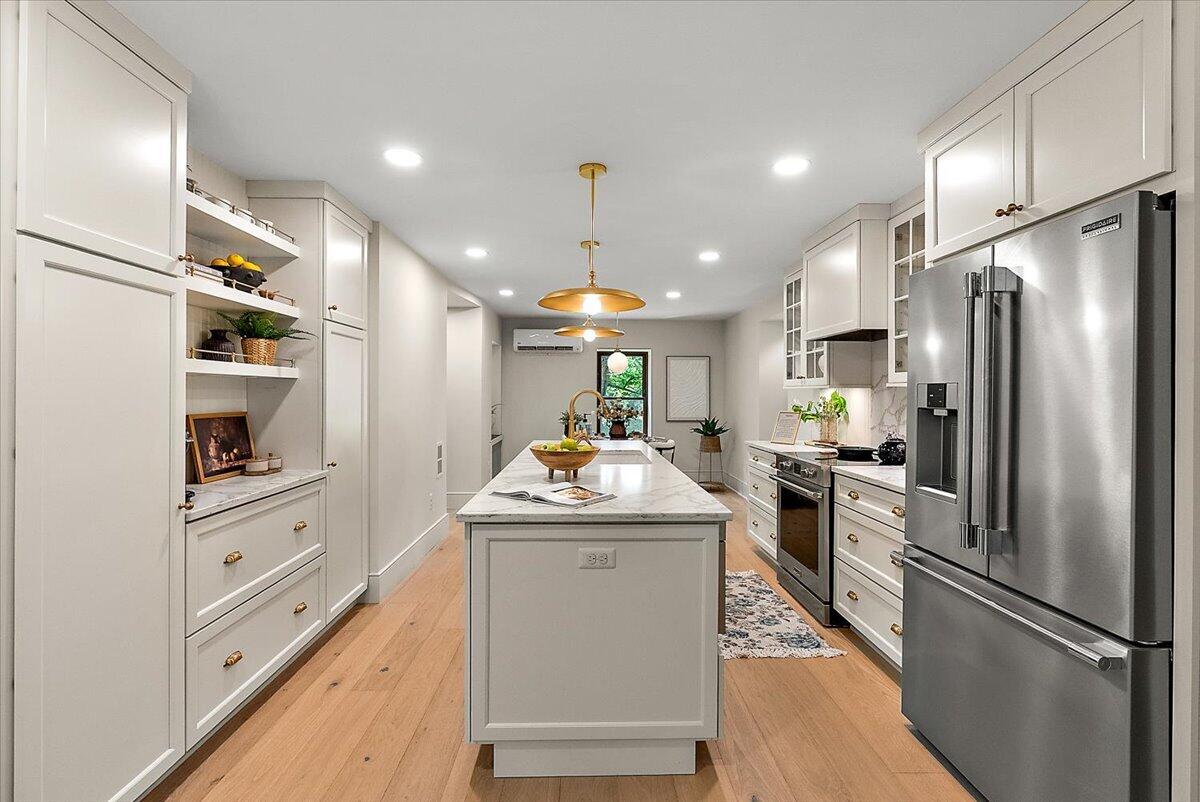 1575 Earhart Road