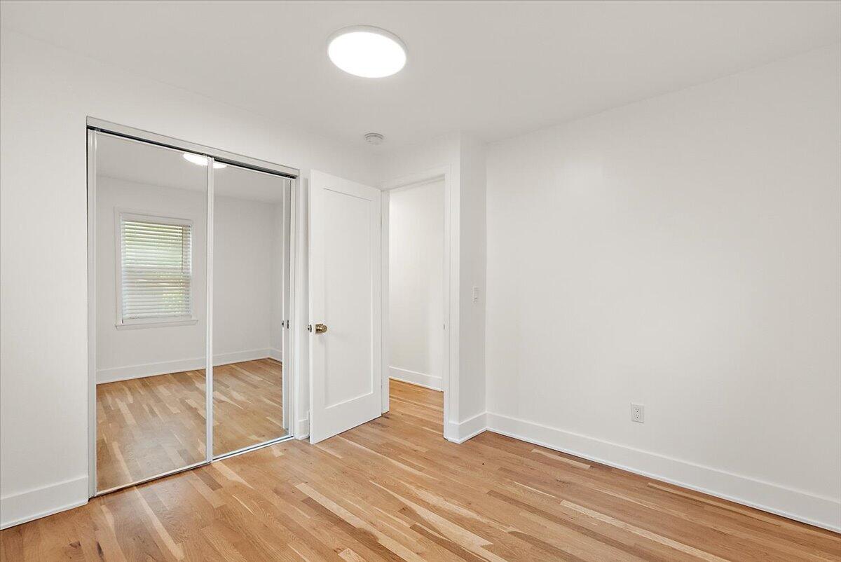 39 W Elza Avenue