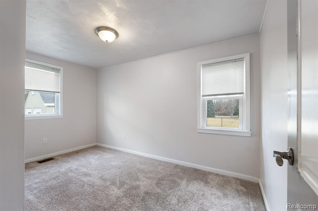 65 Oakmont