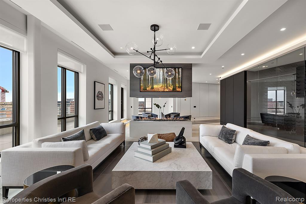 34901 Woodward Avenue Suite 500 Unit: Suite #500