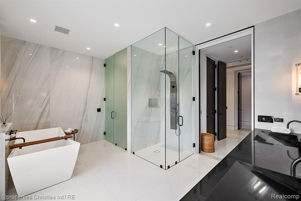34901 Woodward Avenue Suite 500 Unit: Suite #500