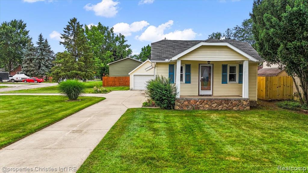 4681 Cass Elizabeth Road