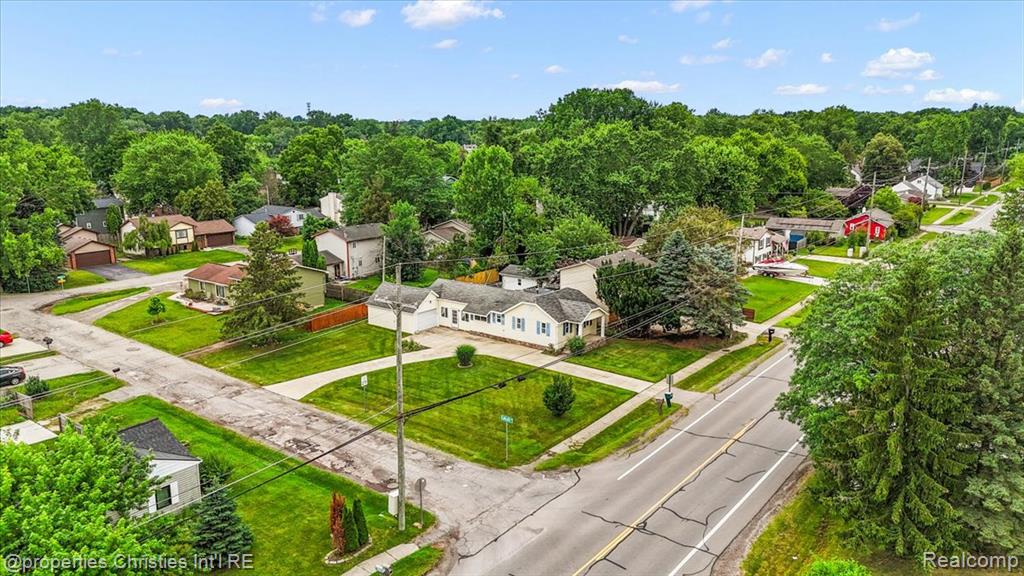 4681 Cass Elizabeth Road