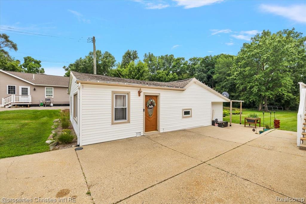 87 N Roslyn Road
