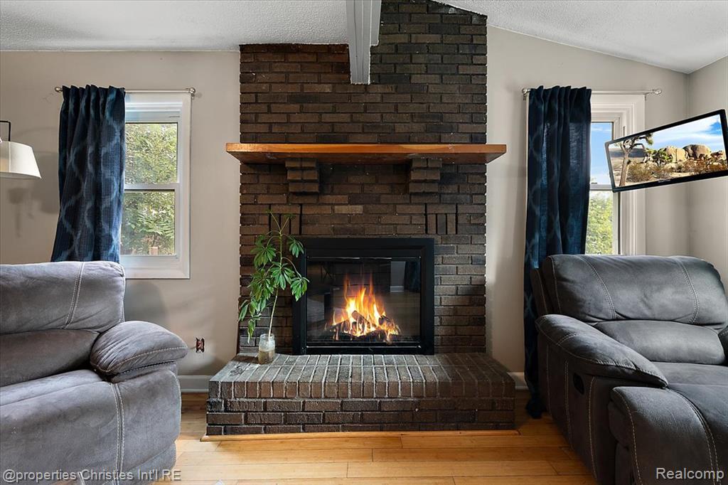 2925 Seebaldt Avenue