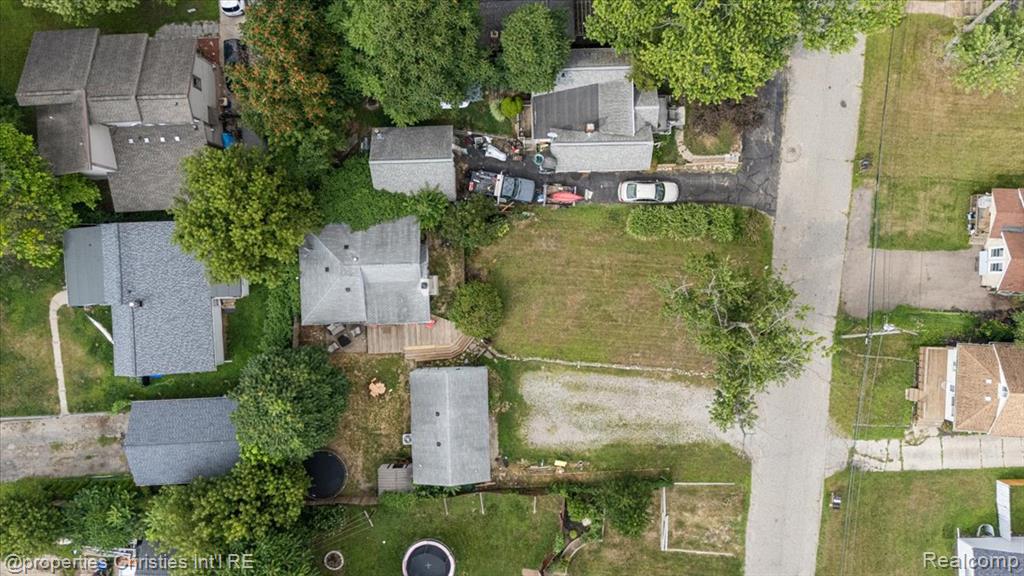 2925 Seebaldt Avenue