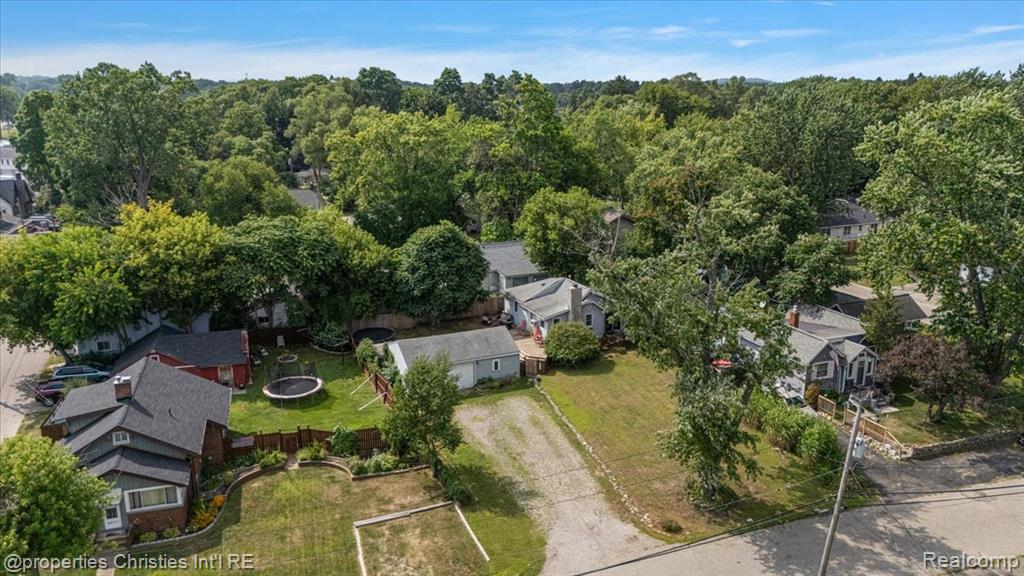 2925 Seebaldt Avenue