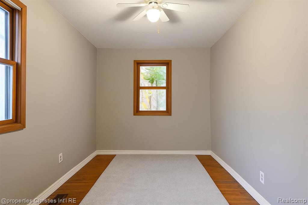 2925 Seebaldt Avenue