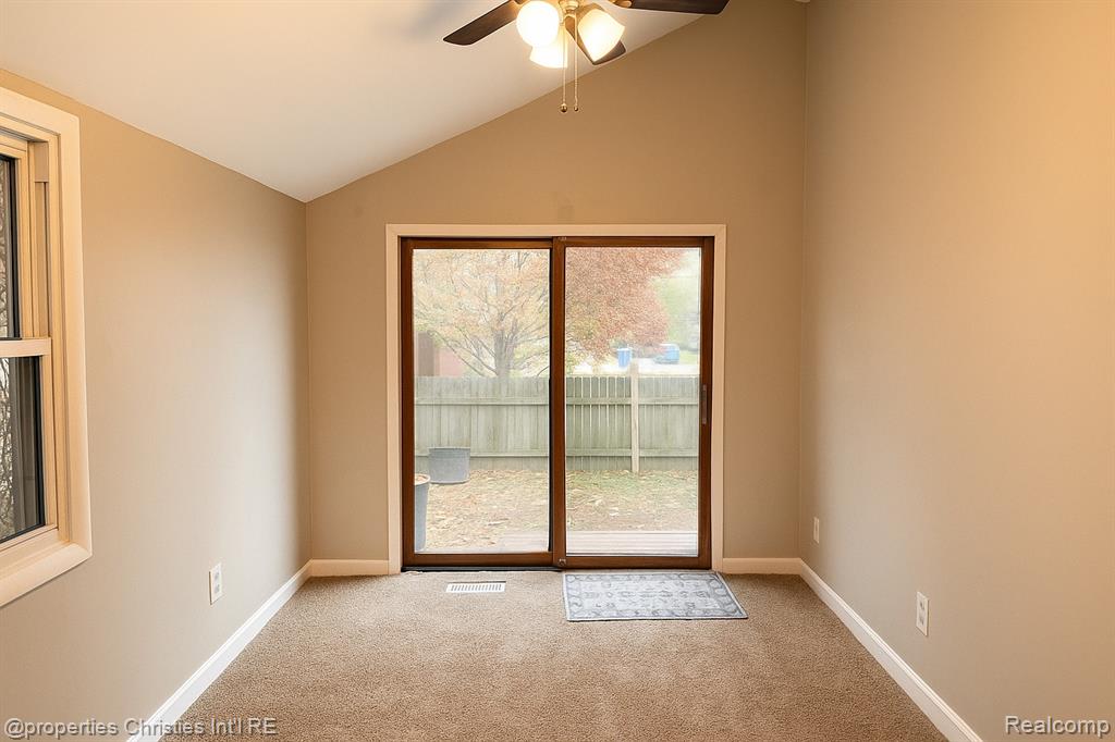 2925 Seebaldt Avenue