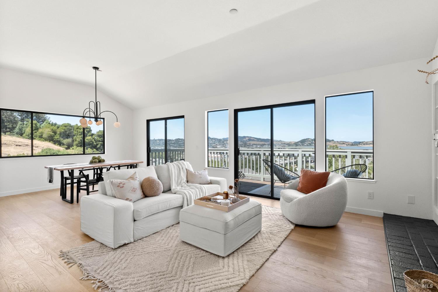 34 Laurel Drive Corte Madera CA