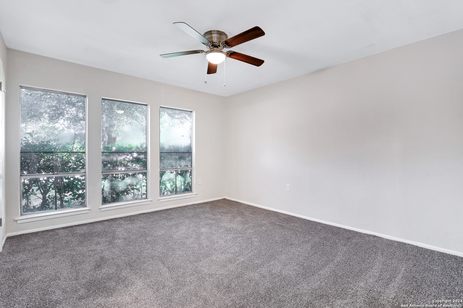 11043 WHITE SANDS