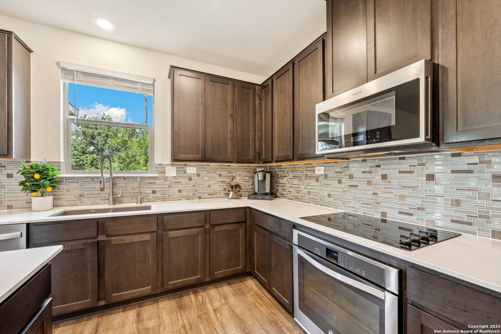 11344 RED OAK