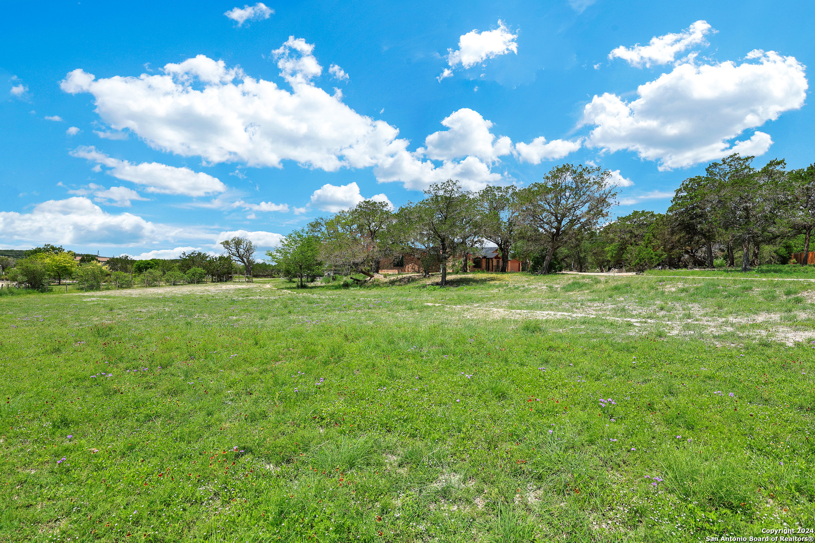 125 CLAYTON RD