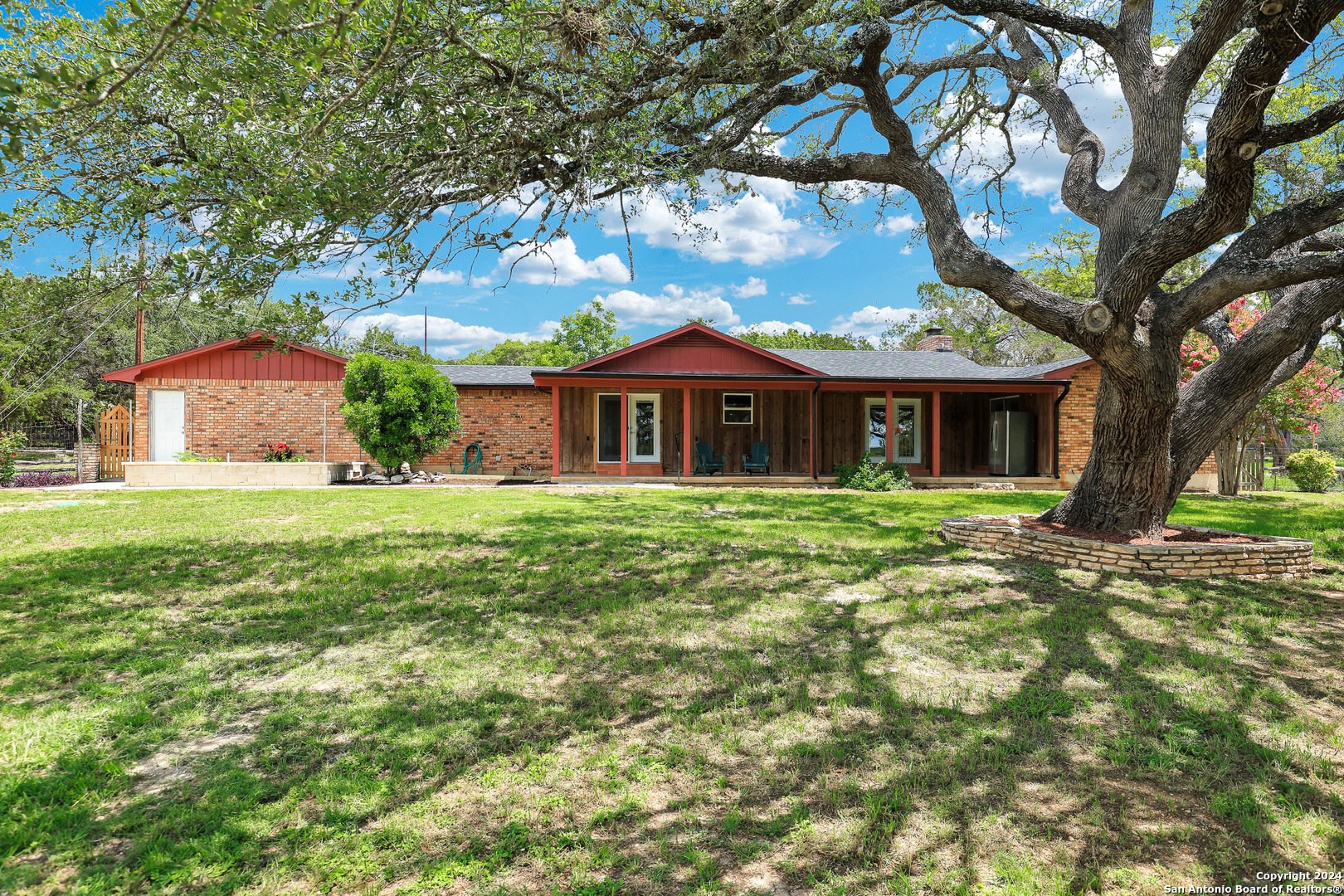 125 CLAYTON RD