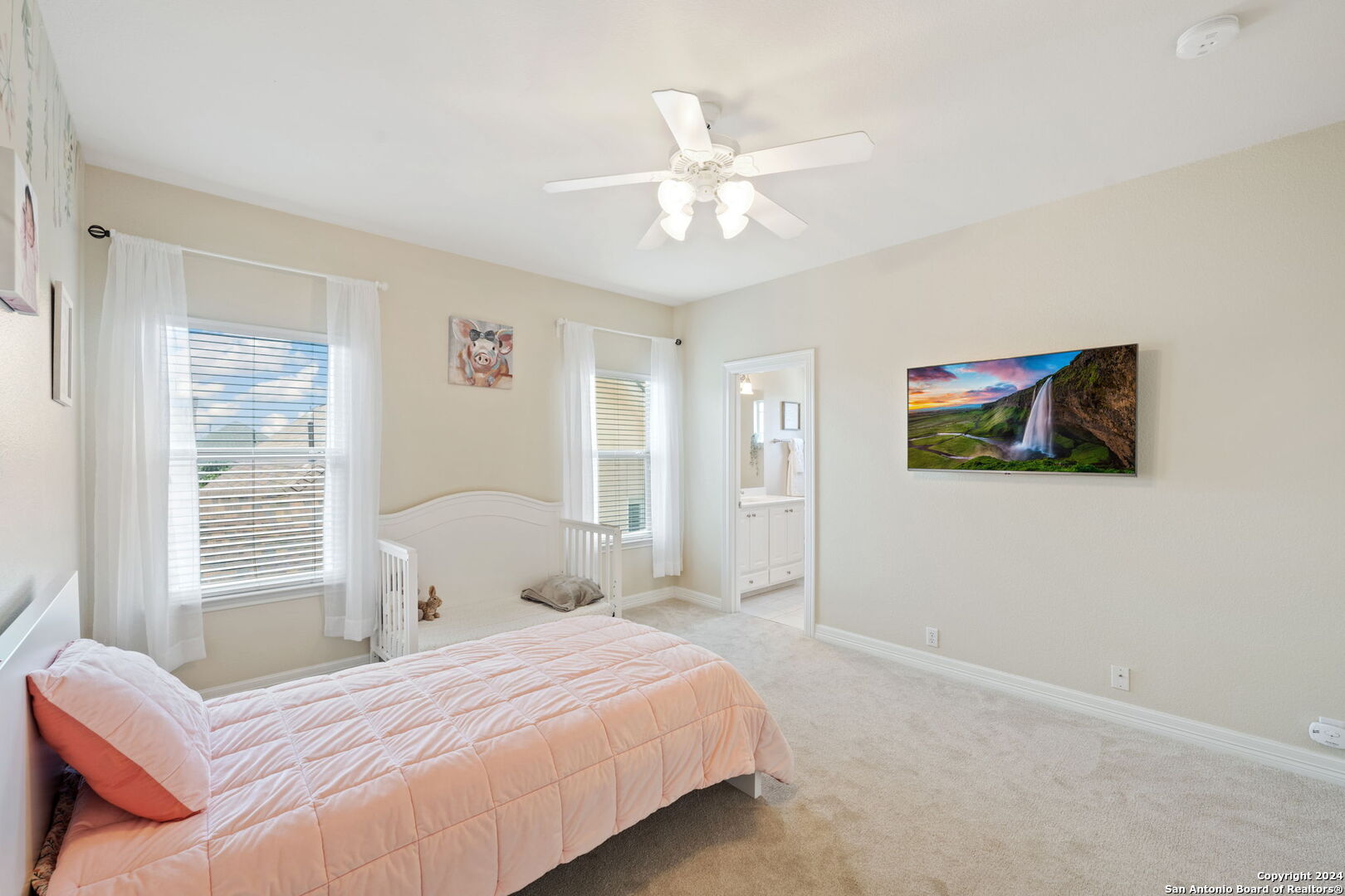 1007 WHITNEYS CT
