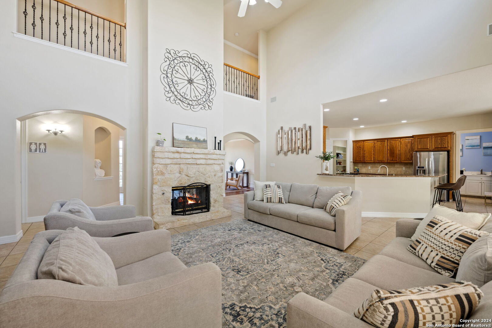 1007 WHITNEYS CT
