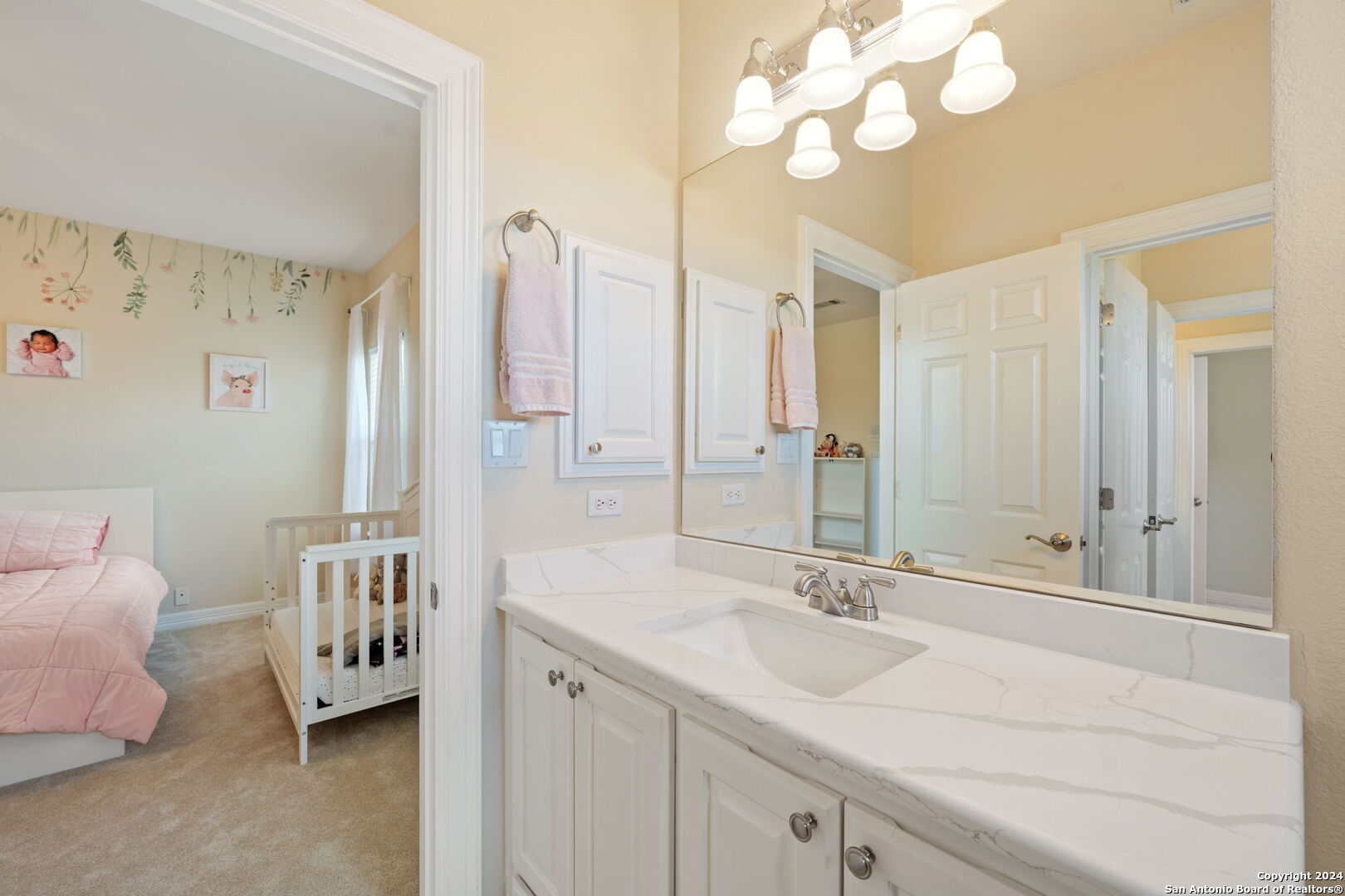 1007 WHITNEYS CT