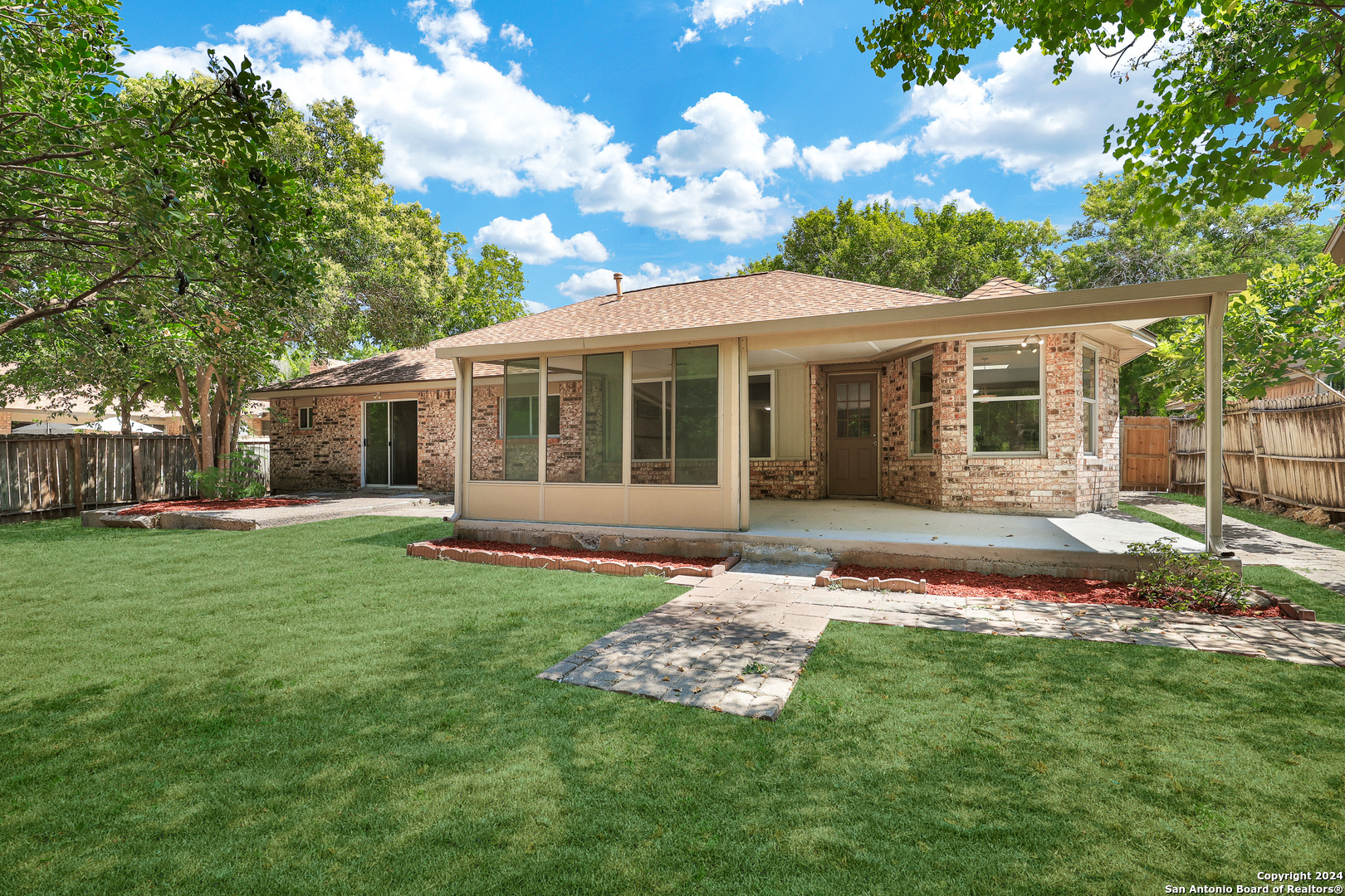 14715 Ridge Meadow