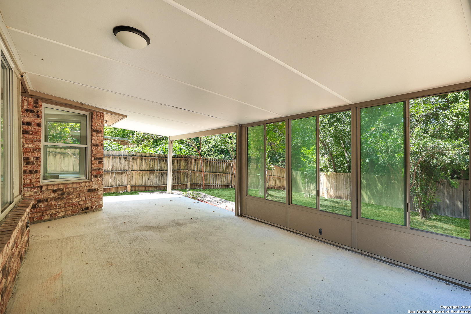 14715 Ridge Meadow