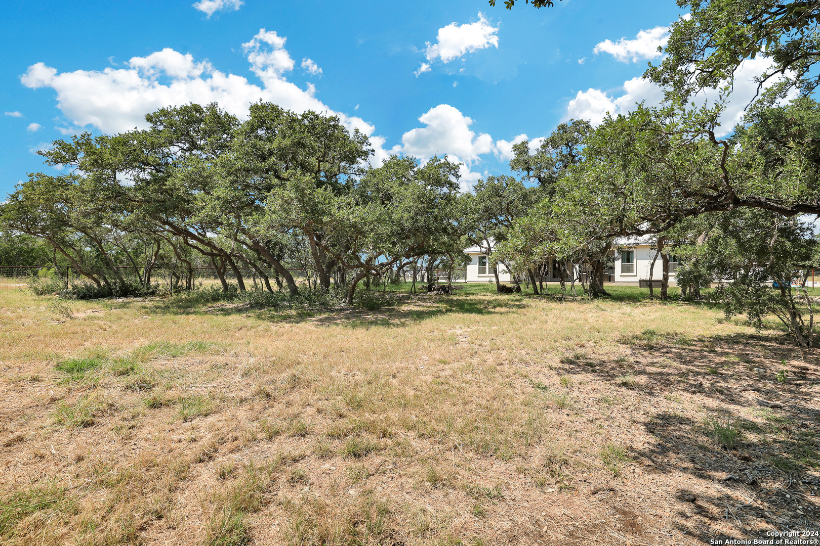 767 MAXIMINO RIDGE RD