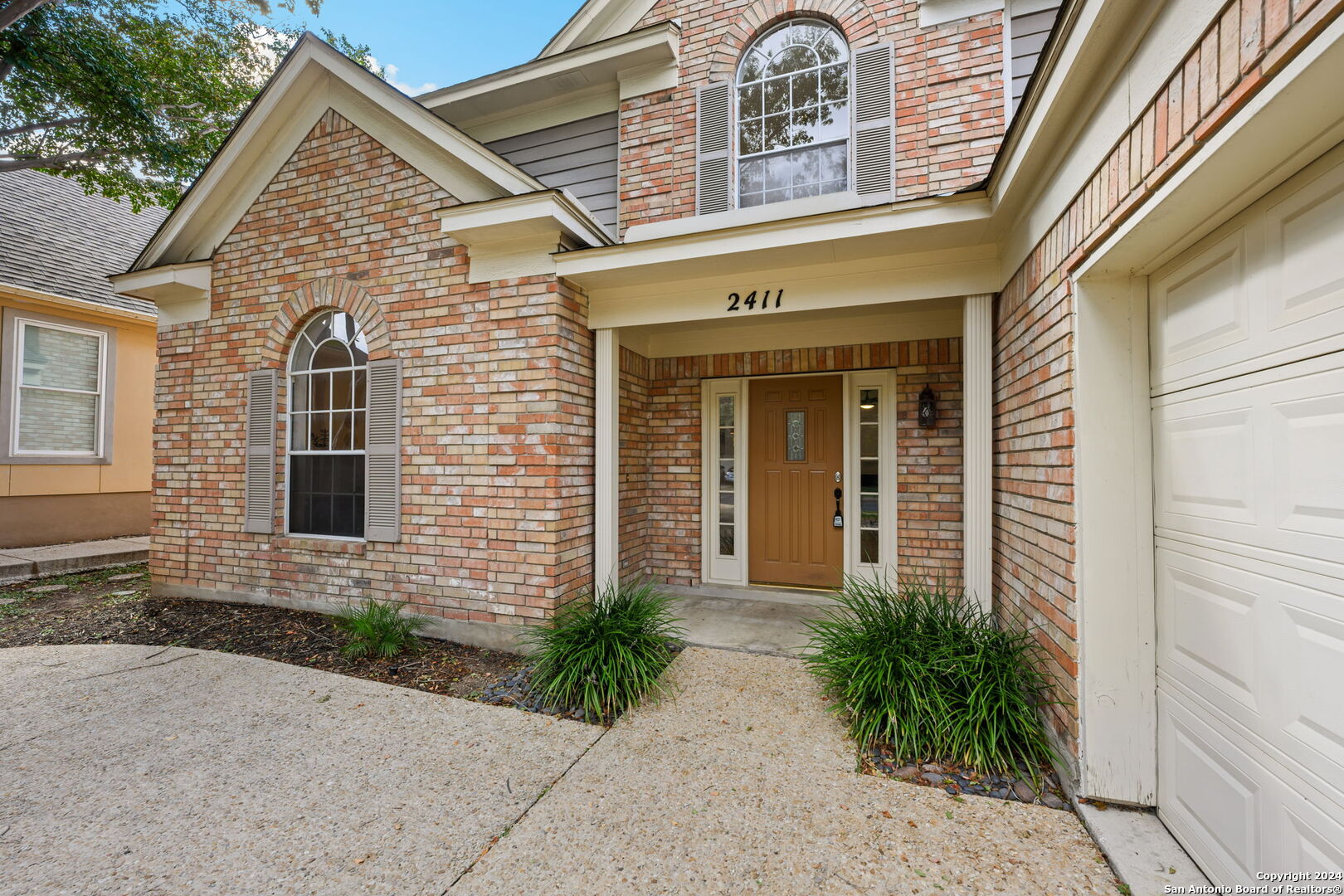 2411 BRIGHTON OAKS