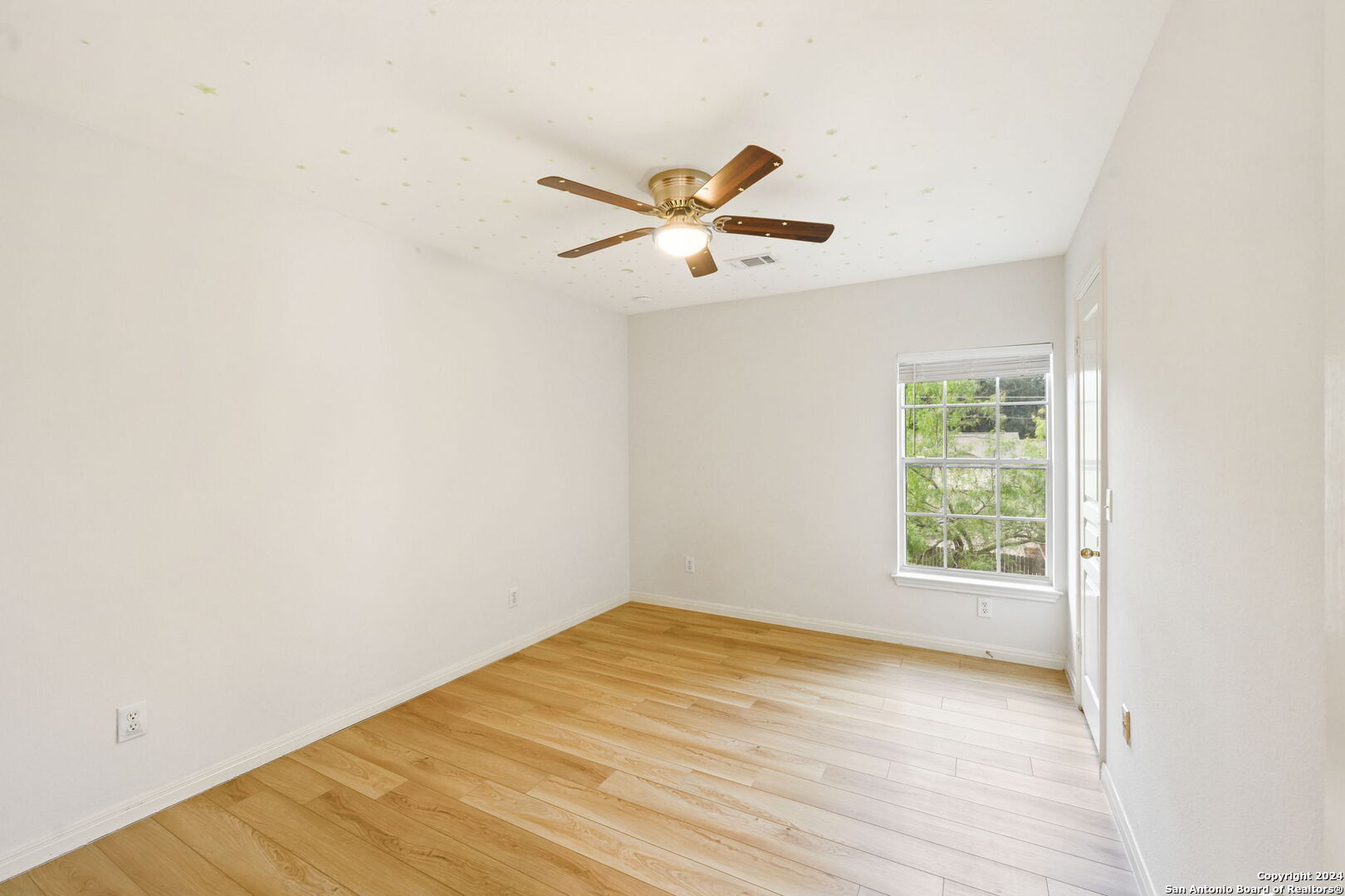 2411 BRIGHTON OAKS