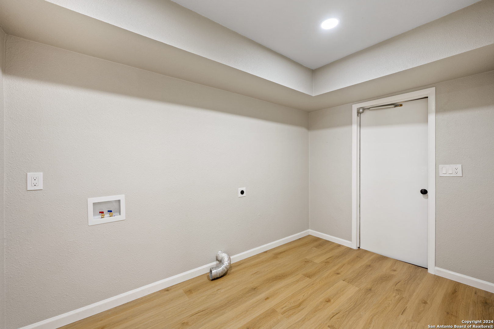 6802 Buckley
