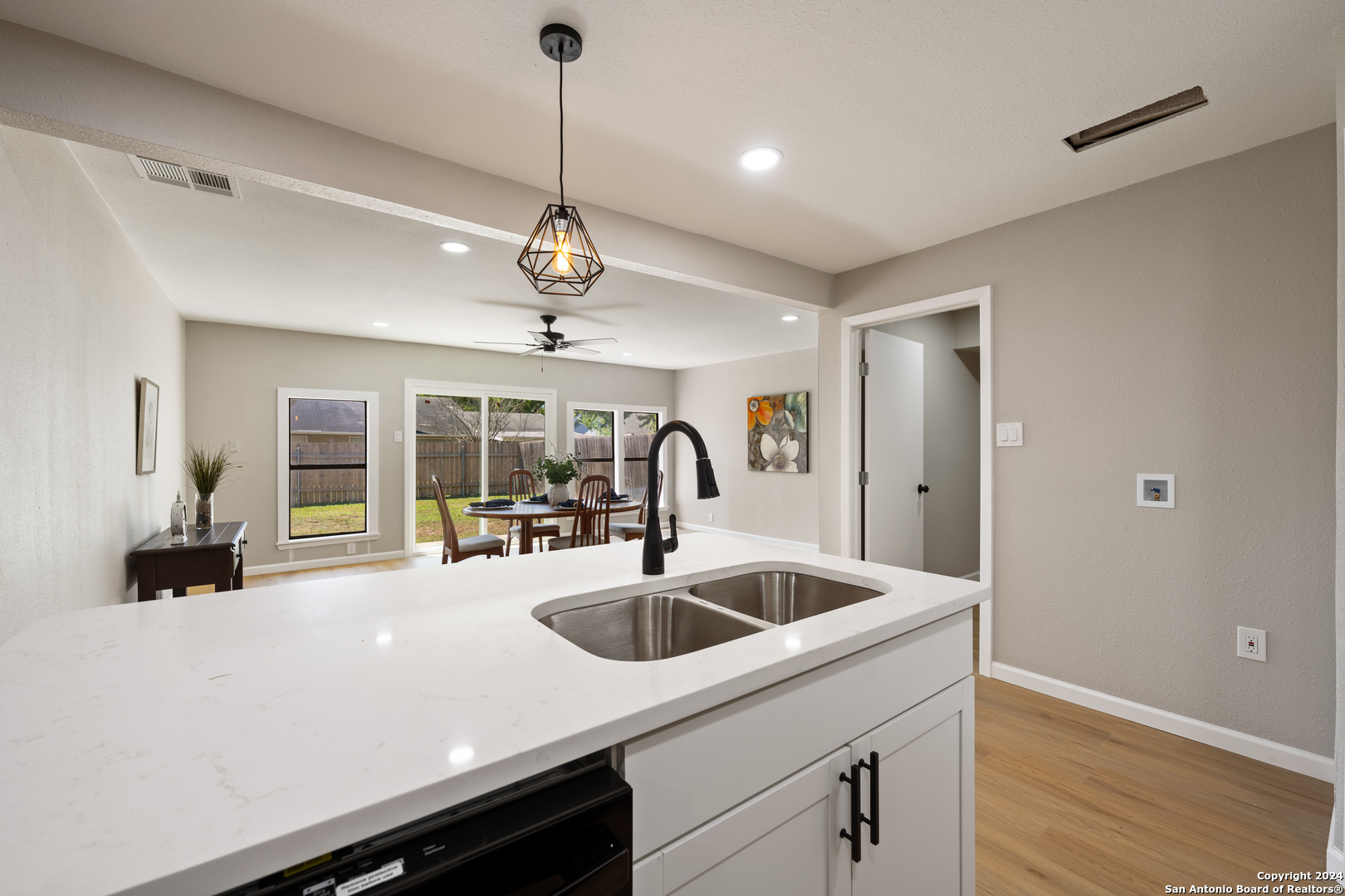 6802 Buckley