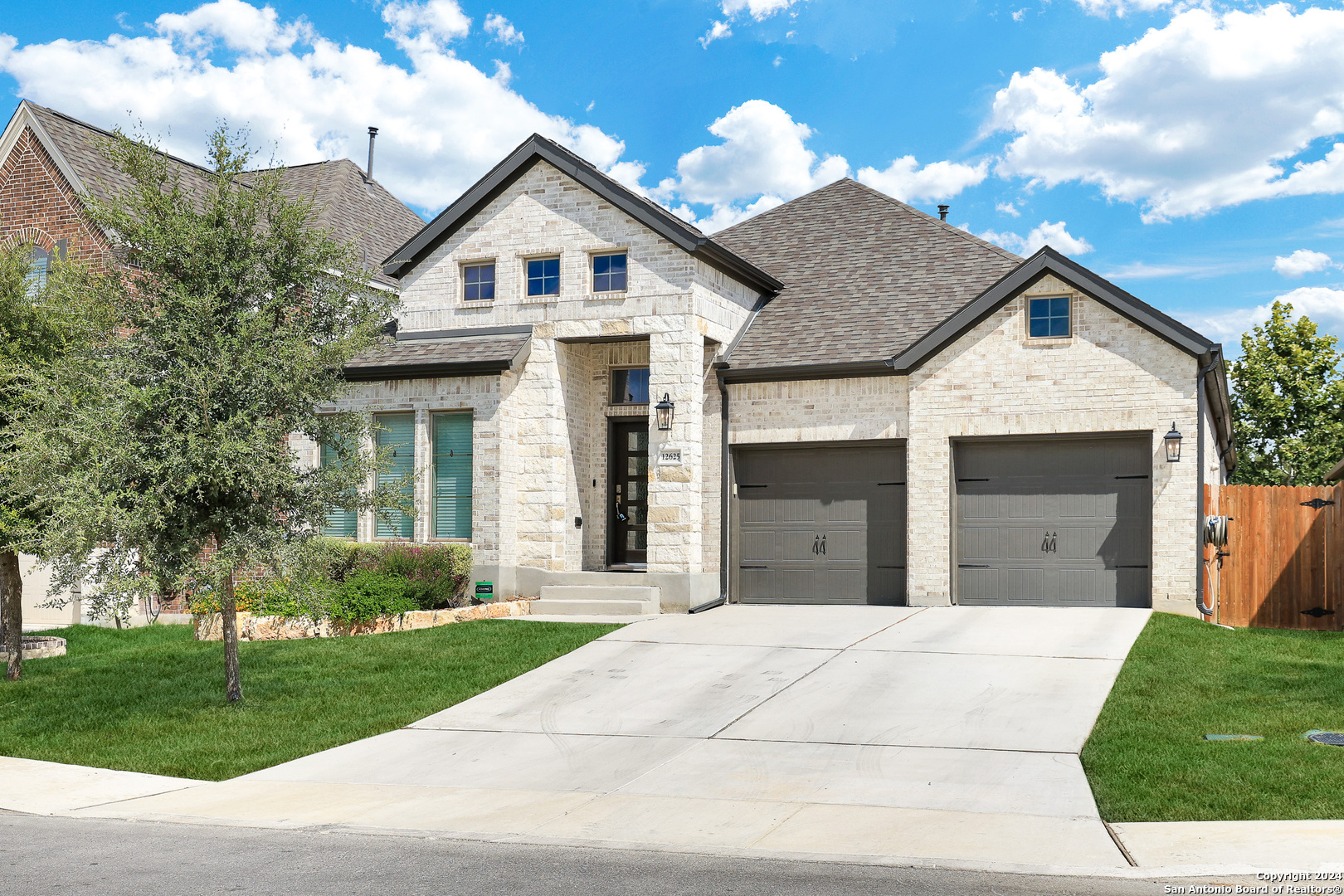 12625 DRAGONFLY LN