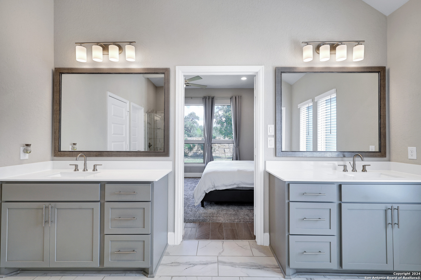 12625 DRAGONFLY LN