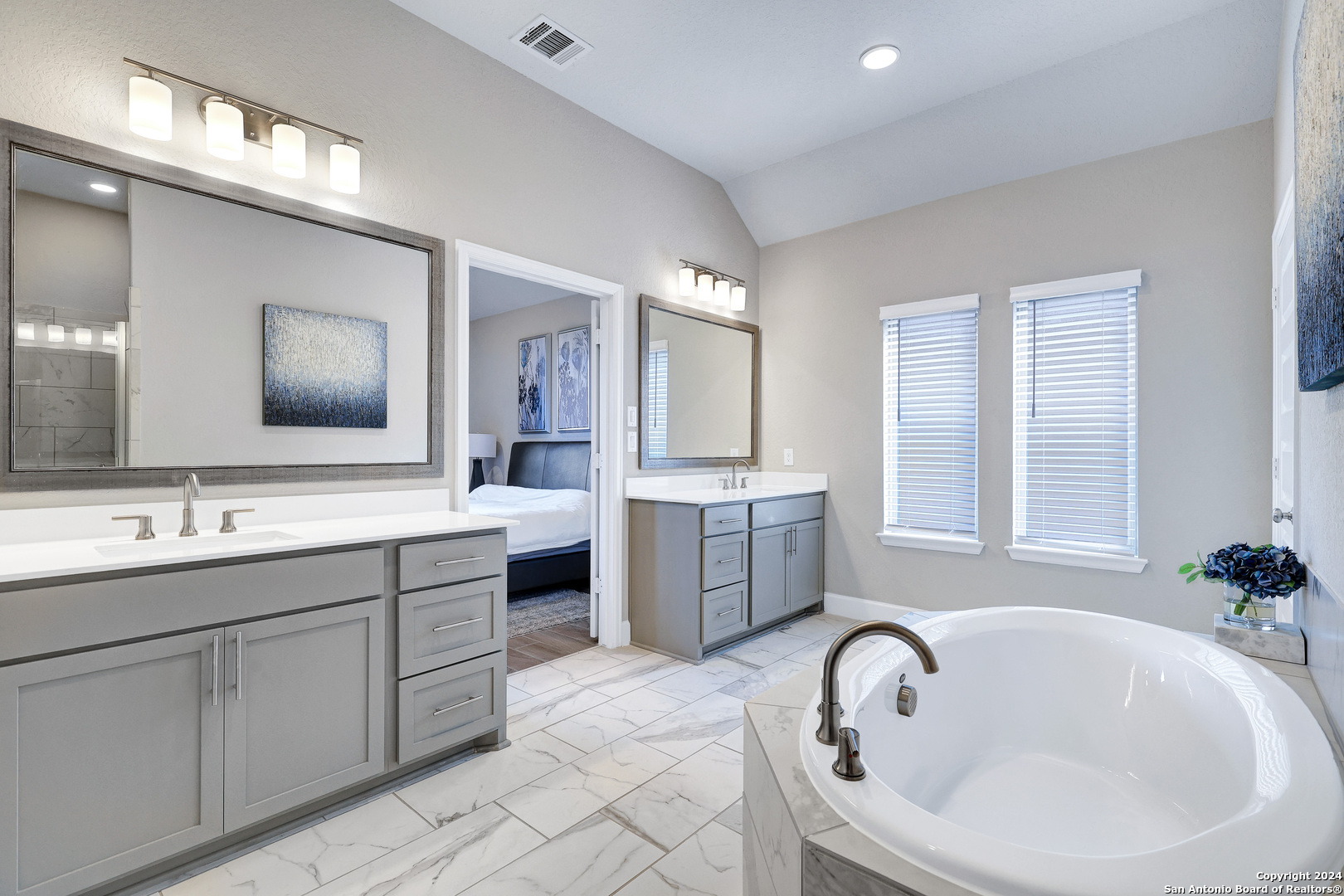 12625 DRAGONFLY LN